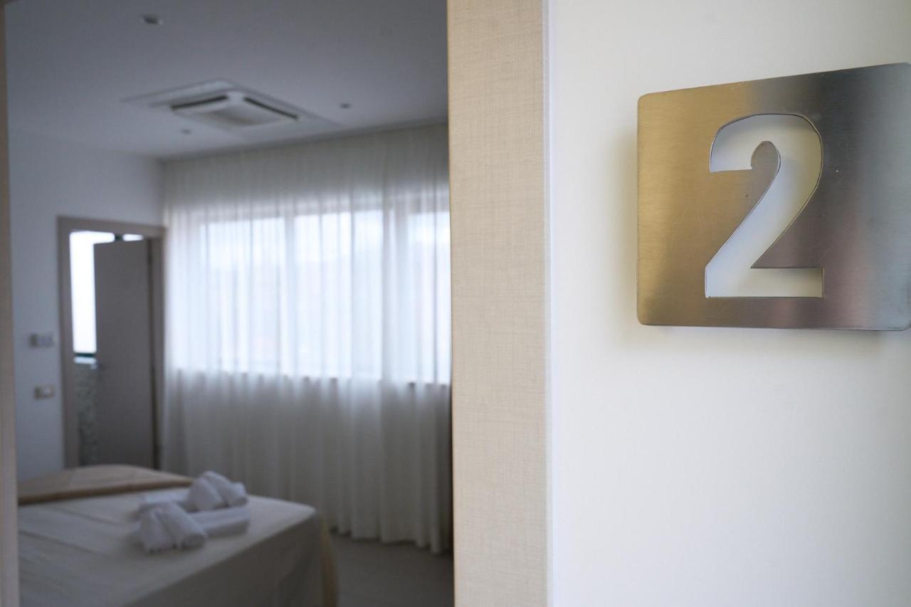 Firmafede Guest House Sarzana Buitenkant foto