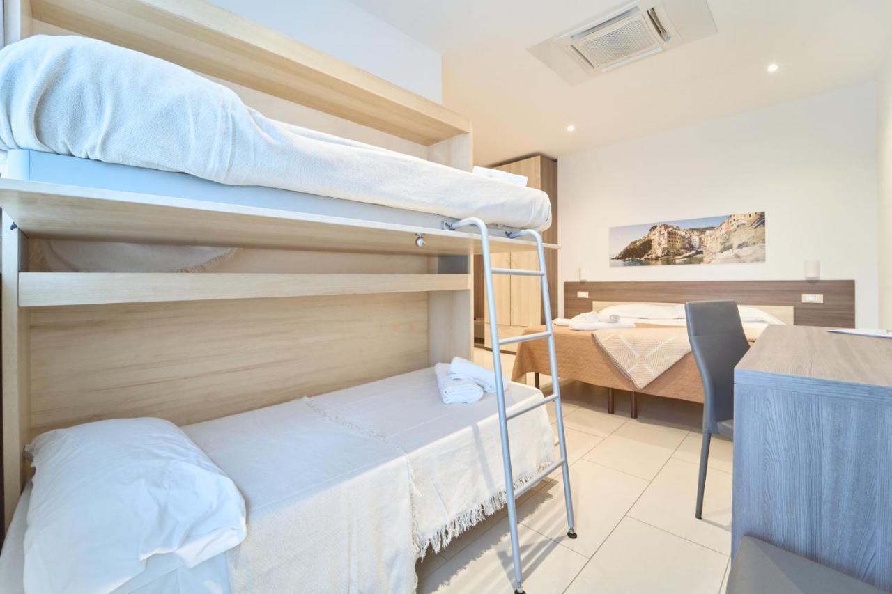 Firmafede Guest House Sarzana Buitenkant foto